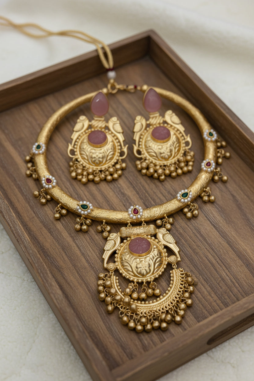 Peach Hasali Necklace Set