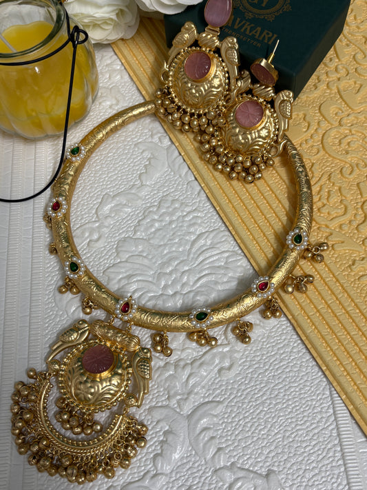 Peach Hasali Necklace Set