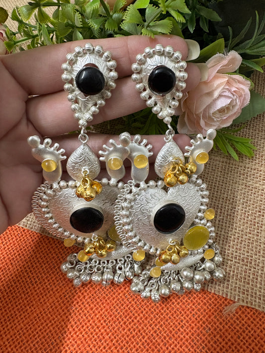 Silver Replica Black Kundan long Earrings